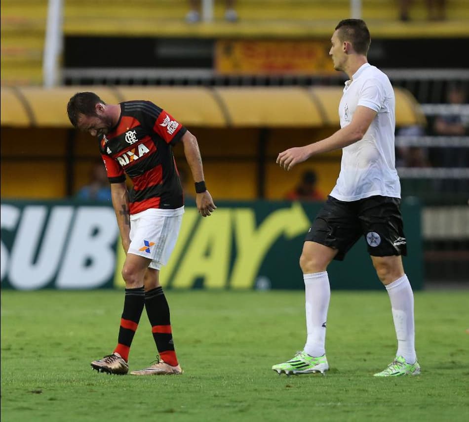 Médico do Flamengo explica lesão de Mancuello: ‘Não é grave’
