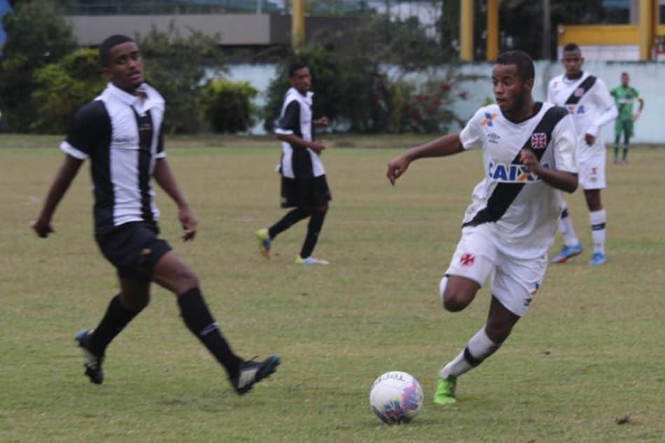 Após empréstimo, jogador volta a ter contrato com o Vasco mas não deve ser aproveitado por Milton Mendes