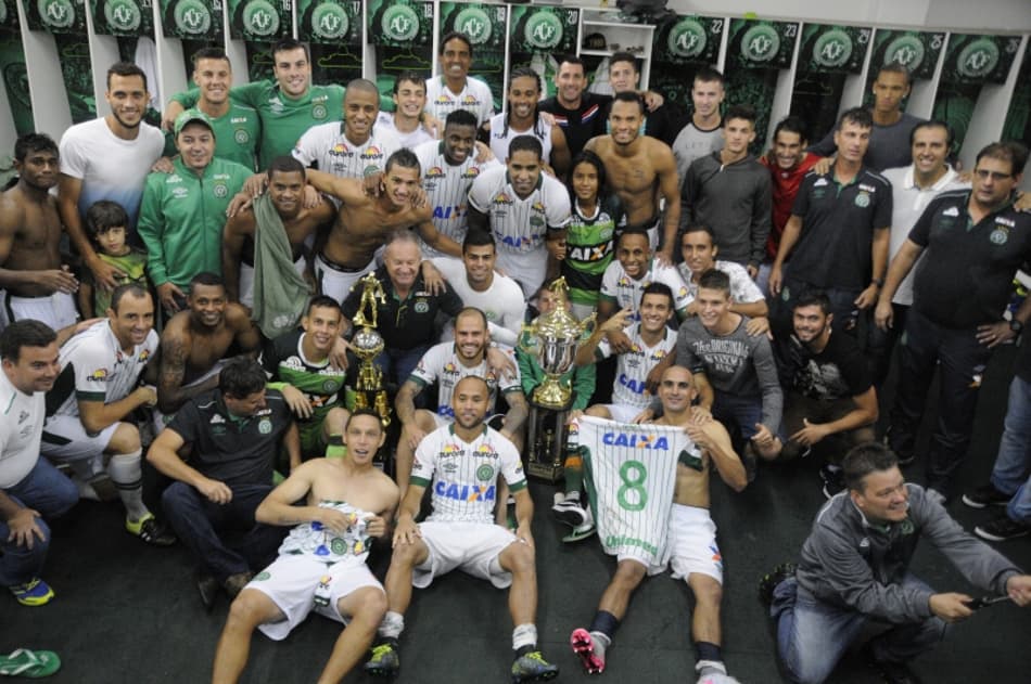 Com vaga na final, Chape visa 'título direto' do Catarinense