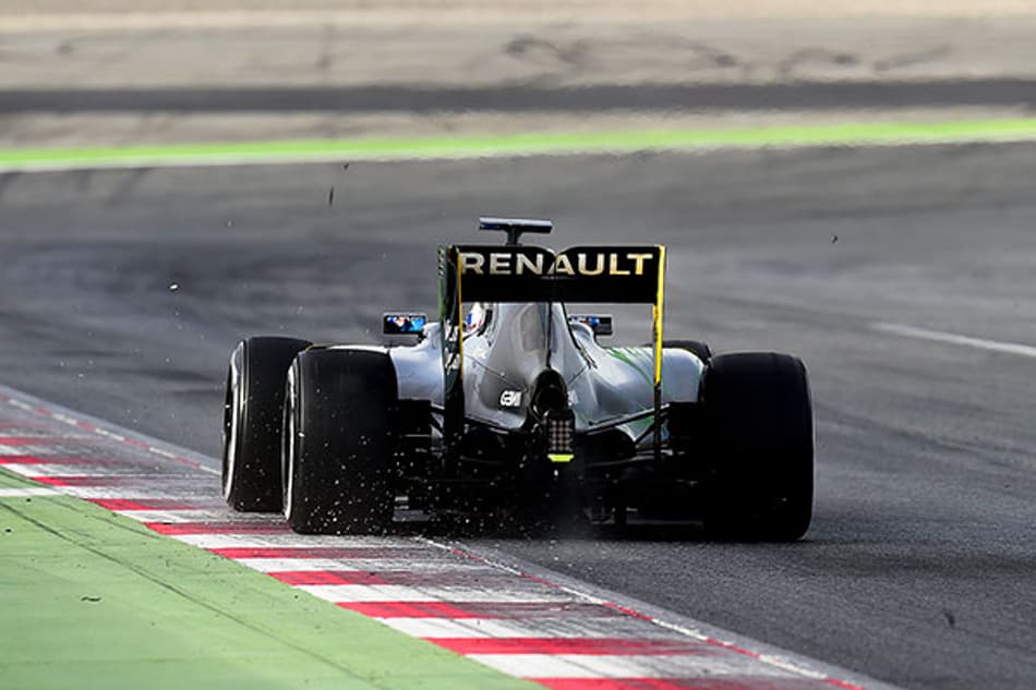 Renault teria encontrado meio segundo com novo motor