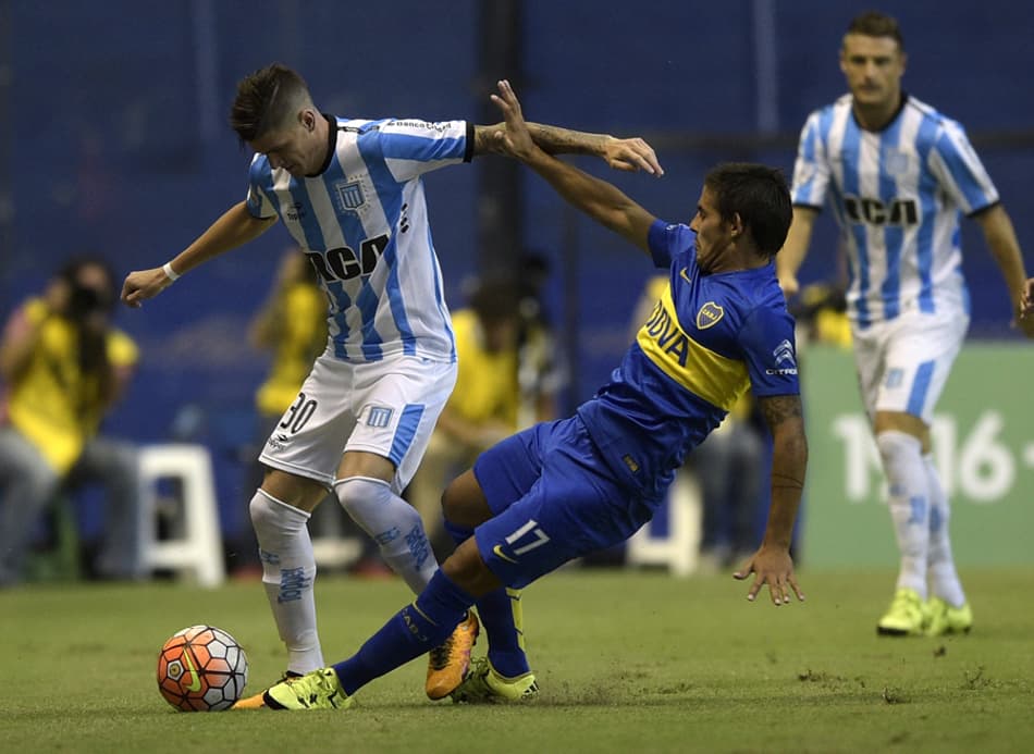 Em jogo de portões fechados, Boca e Racing ficam apenas no empate