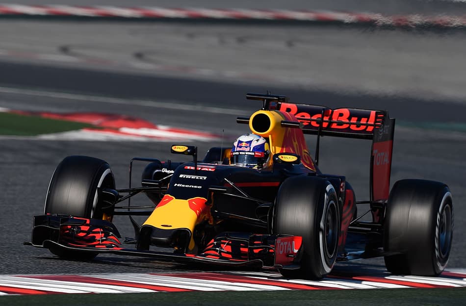 Ricciardo revela desejo de ver renovação entre Red Bull e Renault