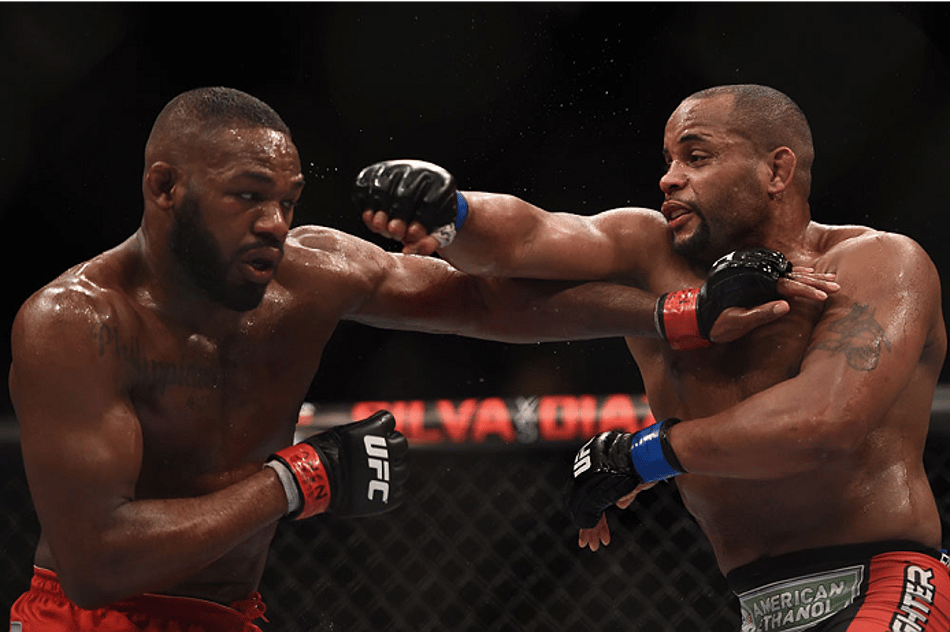 Jones se irrita com oferta de Cormier a St Preux: ‘Covarde absoluto’