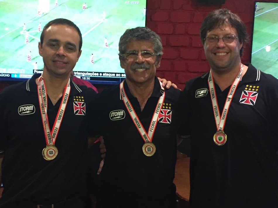 Trio do Vasco vence etapa nacional de boliche no Rio de Janeiro