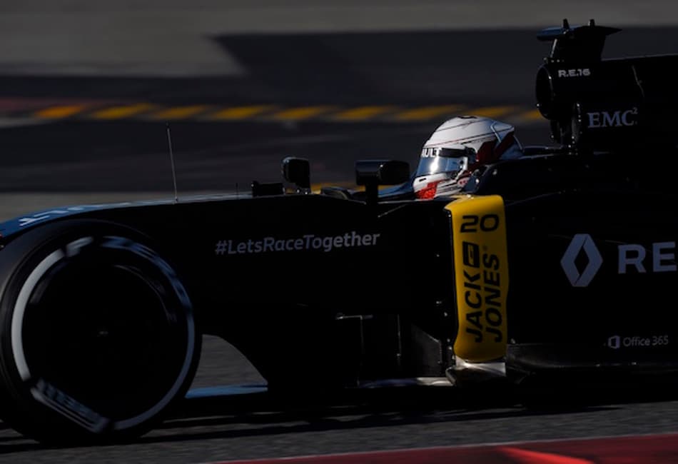 Renault surpresa com o desempenho do seu carro nos testes