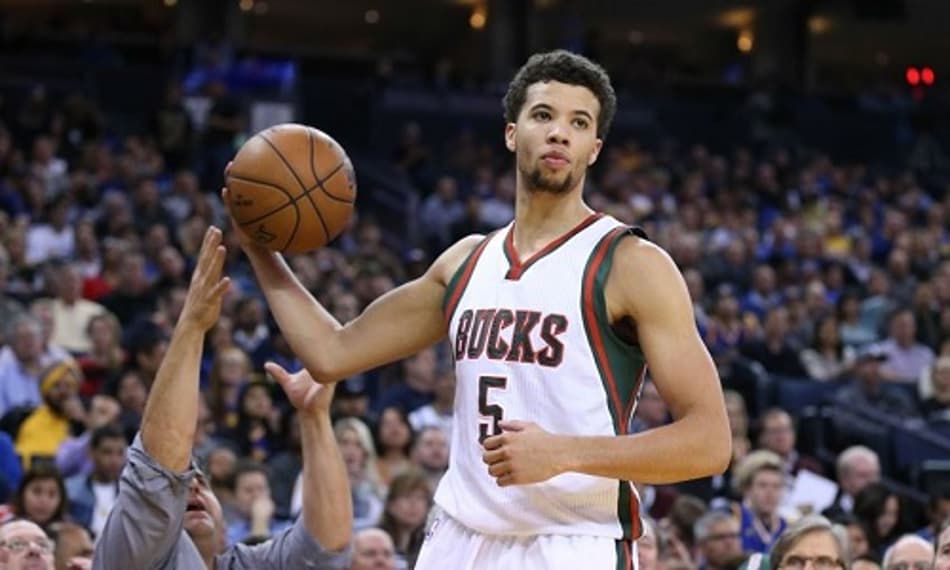 Michael Carter-Williams vai passar por cirurgia e está fora da temporada