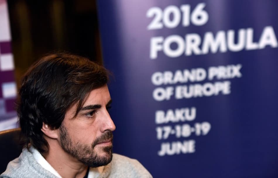 Fernando Alonso impressionado com o circuito de Baku