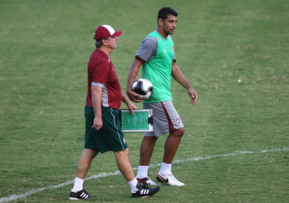 Pelo protagonismo! Diego Souza é a referência no ataque para o clássico