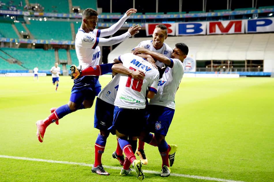 Em menos de quatro horas, Bahia derrota dois rivais e segue 100%