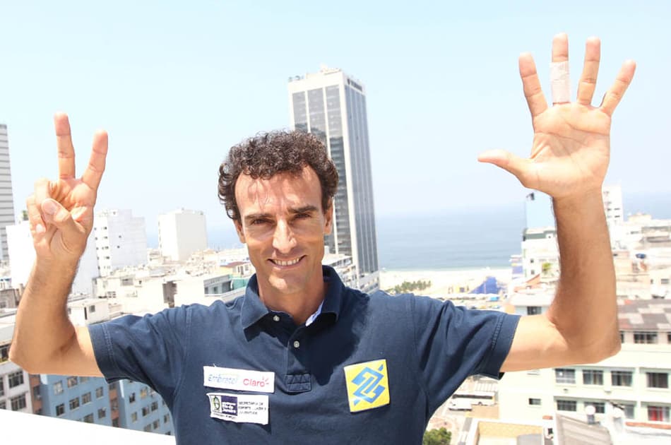 ‘Dificuldades do Brasil após os Jogos são meu maior desafio’, diz Emanuel