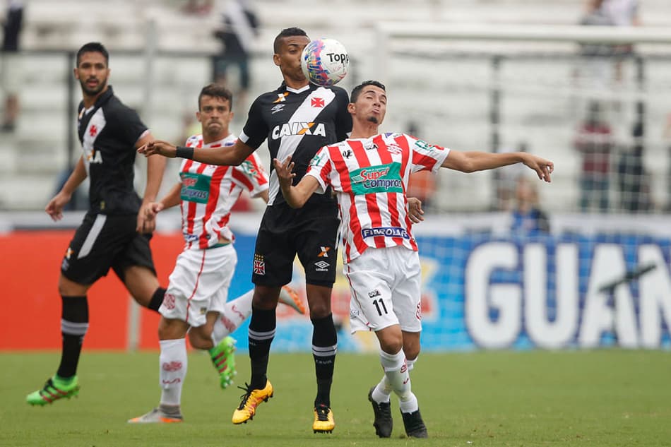 ACOMPANHE! Invicto, Vasco quer manter embalo contra o Bangu