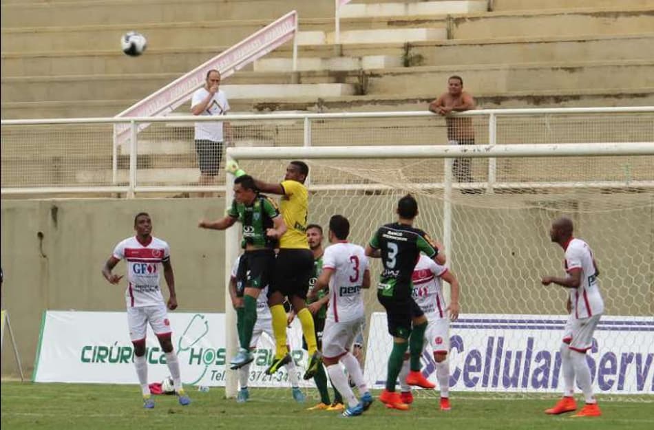 Tricordiano muda postura, e diz que vai disputar o Mineiro até o fim
