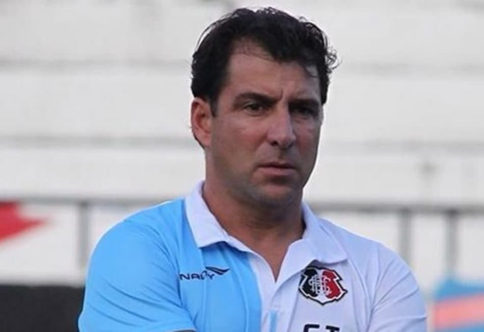 Pensando no clássico, Martellote poupará jogadores na Copa do Brasil
