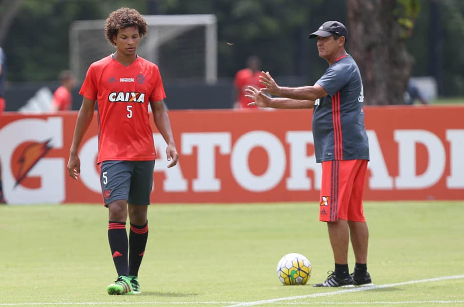 AO VIVO! Fla faz os ajustes finais para semifinal da Primeira Liga