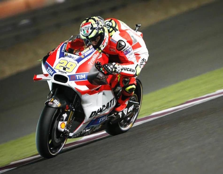 MotoGP: Andrea Iannone lidera sexta-feira no Qatar