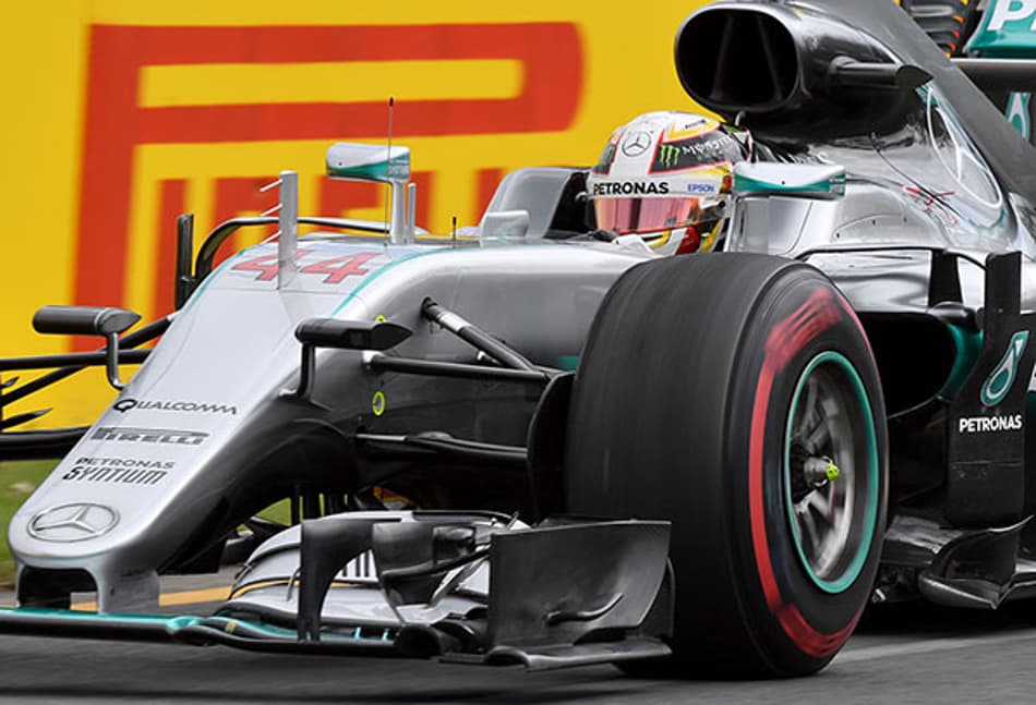 Lewis Hamilton crava a pole-position do GP da Austrália