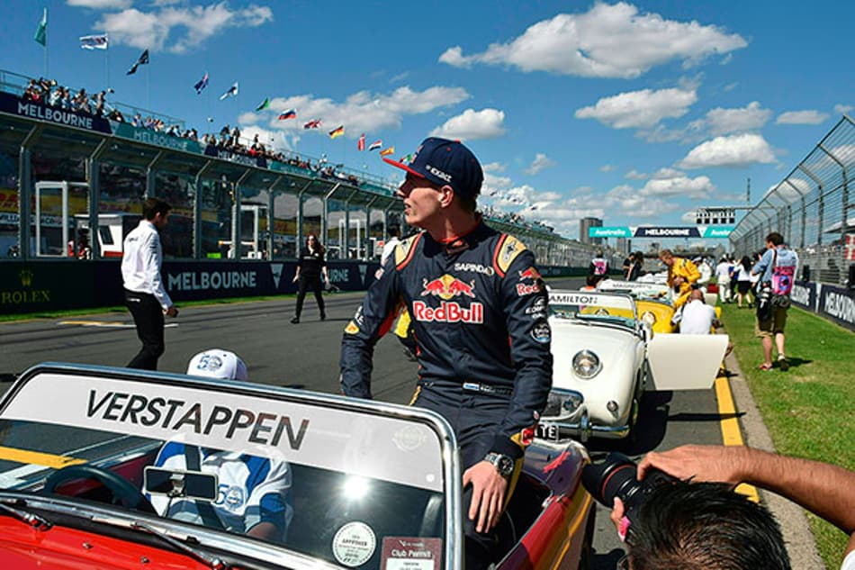Max Verstappen pode estar negociando com a Mercedes