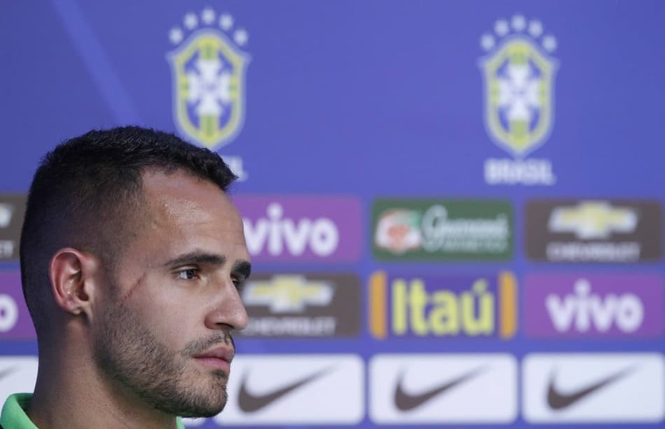 Renato Augusto diz que está 100% e pode ser ‘curinga’ na Seleção