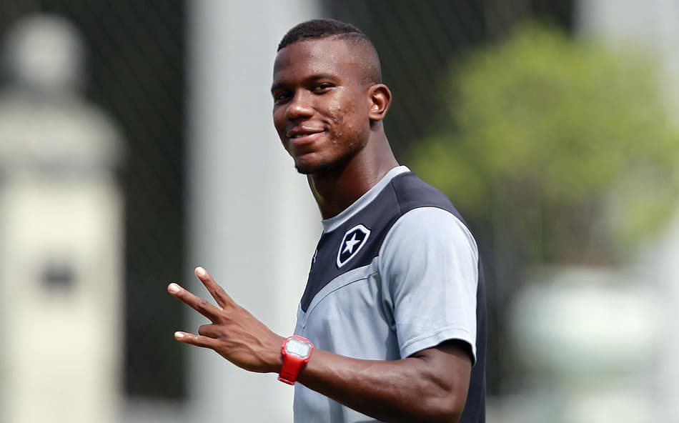 Botafogo encara o Vasco sem medo de tabus e de provocações
