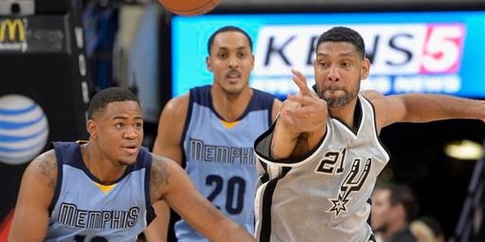 Spurs bate Grizzlies em casa e iguala recorde na NBA