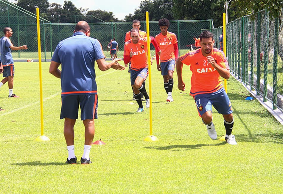 Elenco do Sport se reapresenta já pensando na Copa do Nordeste