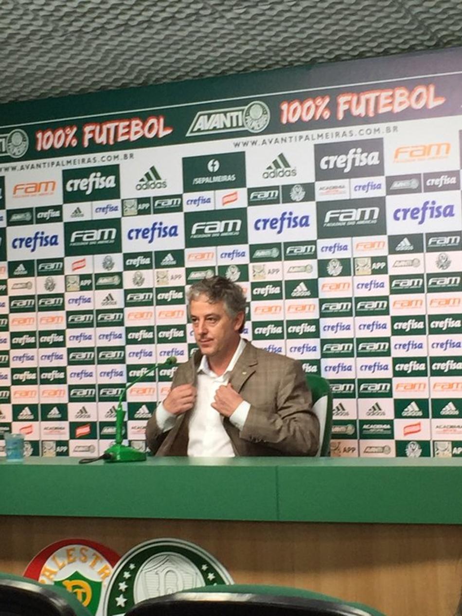 AO VIVO! Com o Palmeiras em crise, Paulo Nobre dá entrevista coletiva