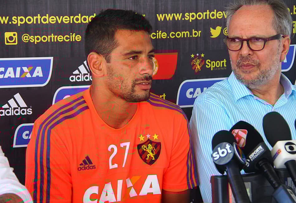 Regularizado, Diego Souza exalta reestreia pelo Sport em fase decisiva