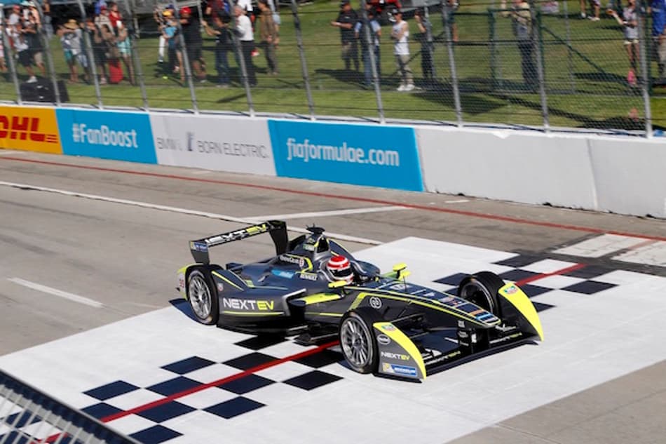 De volta ao palco de sua primeira vitória, Piquet vê chance de pontuar em Long Beach