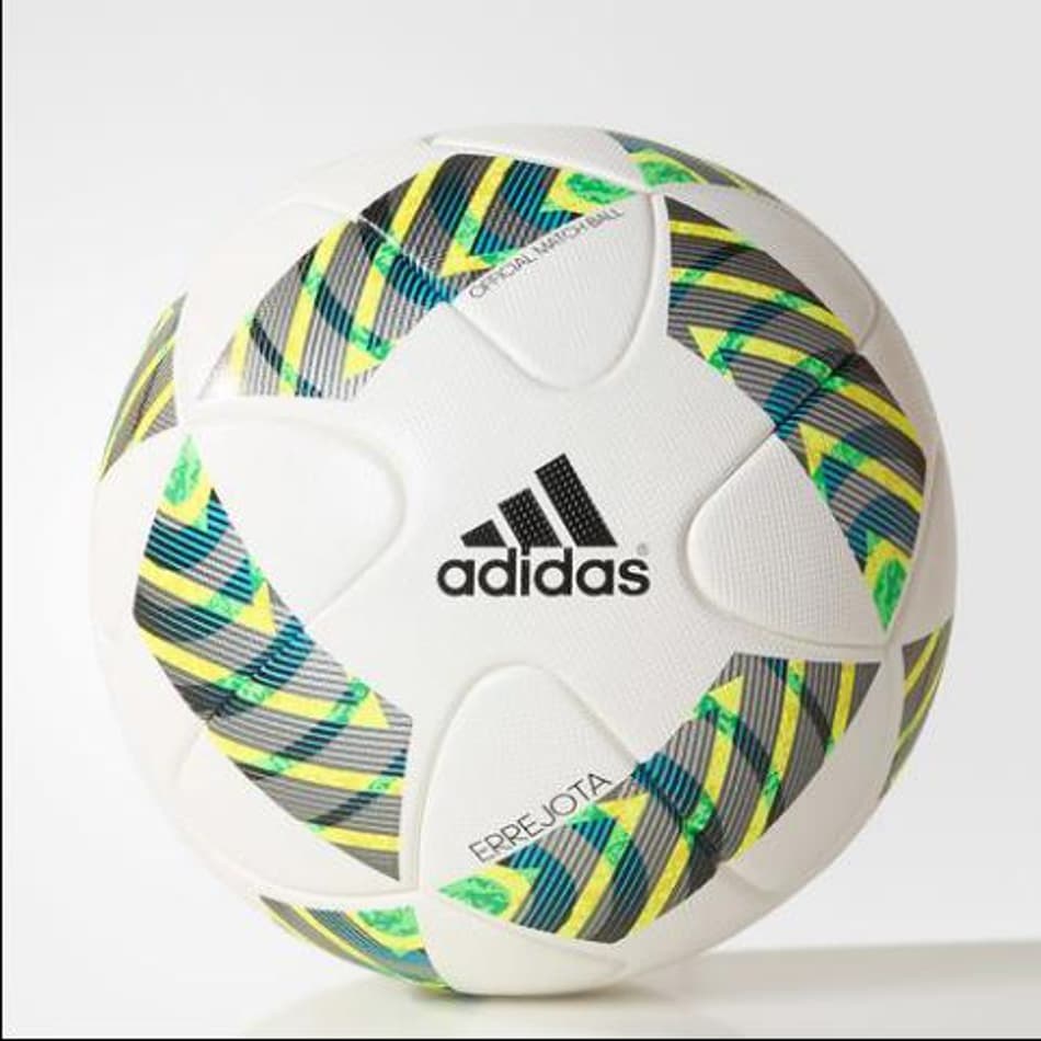 Adidas lança bola inspirada na cidade do Rio de Janeiro