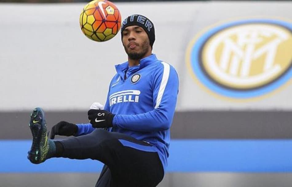 Brasileiro da Inter fala de luta por vaga na Champions: 'Focados'