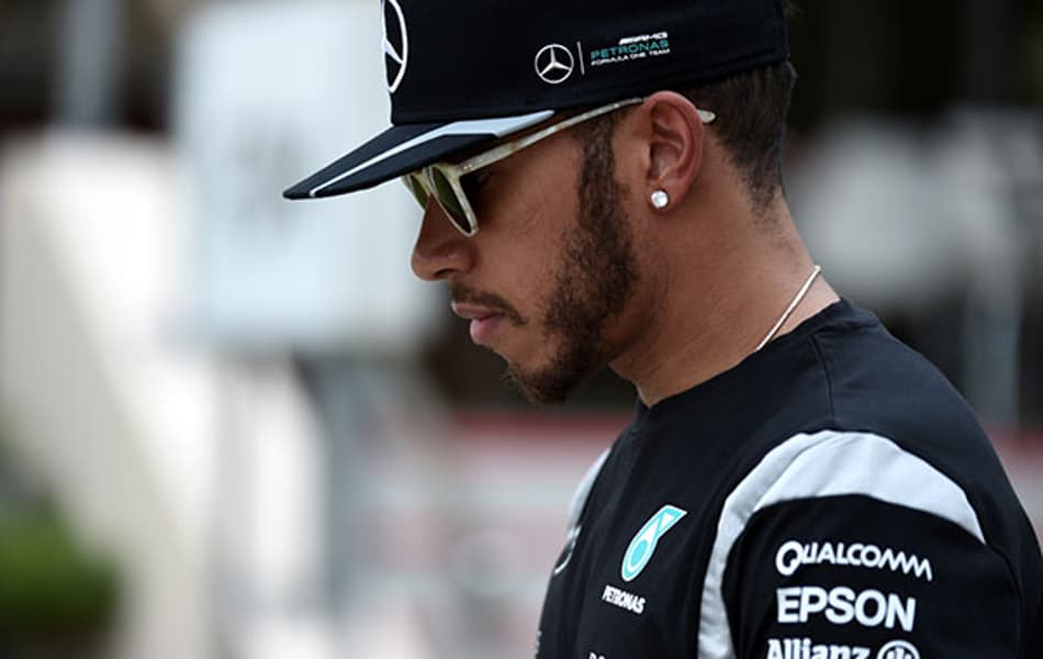 Ecclestone proíbe Hamilton de usar Snapchat no paddock