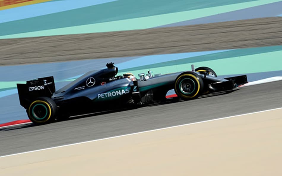 Lewis Hamilton garante a pole-position em treino morno para o GP do Bahrain