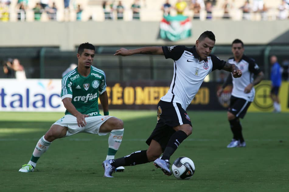 SIGA! Palmeiras e Corinthians fazem clássico no Pacaembu