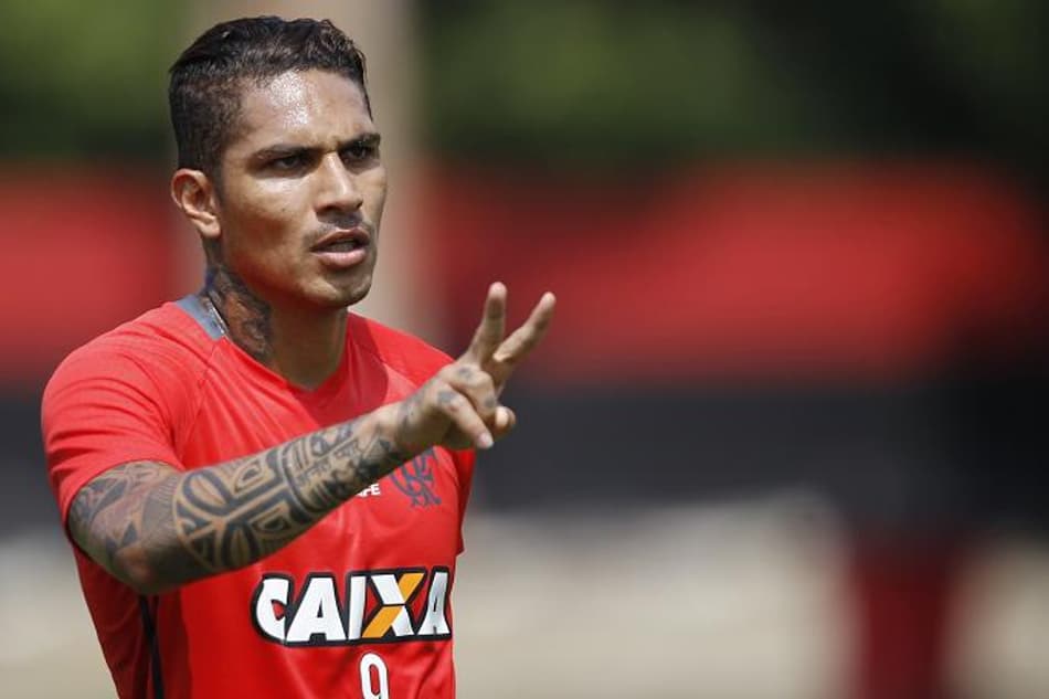 Desencanta! Artilheiro do Flamengo no ano, Guerrero vive jejum incômodo