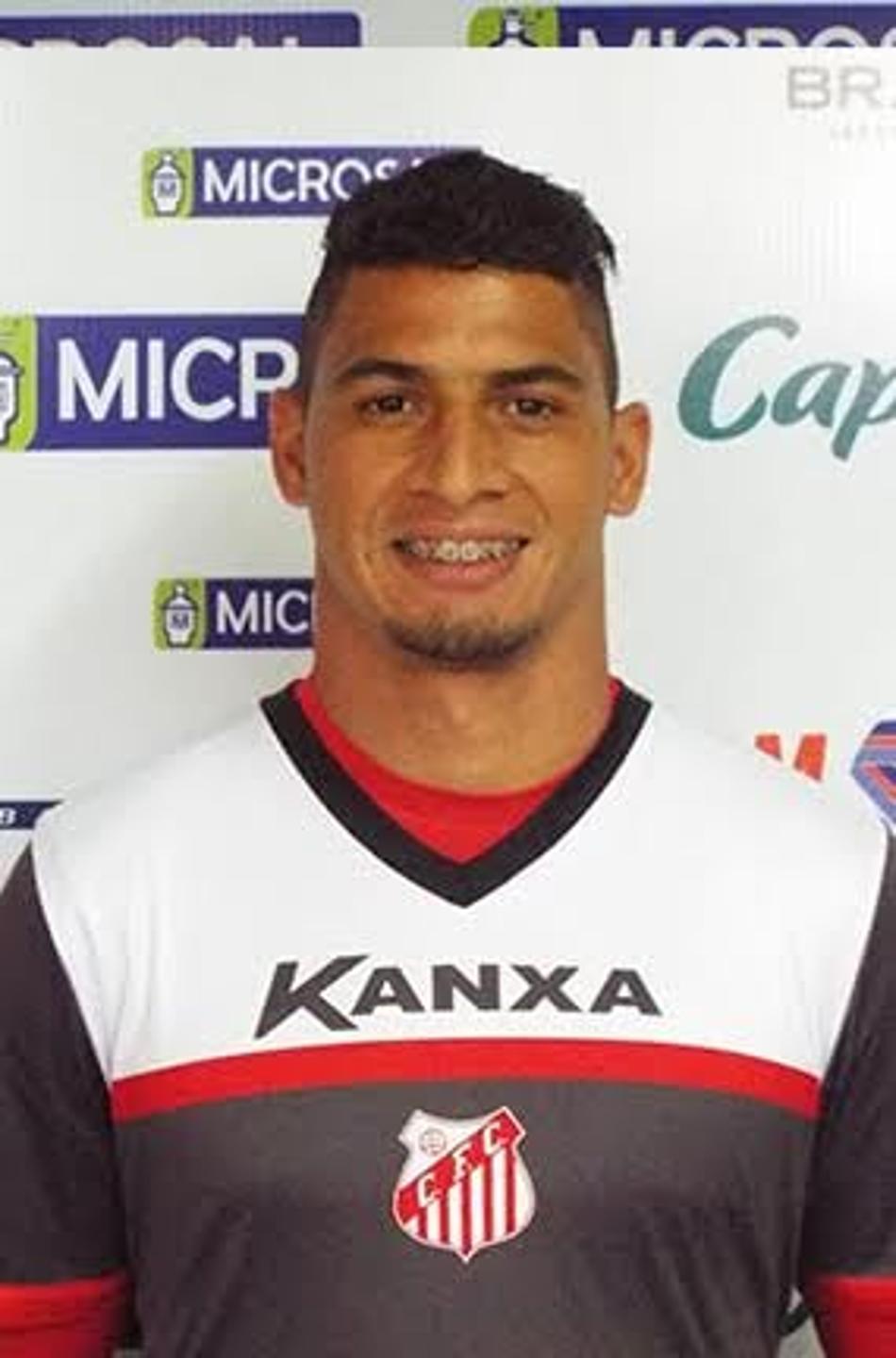 Recuperado de cirurgia, Júlio César quer volta por cima no 2º semestre