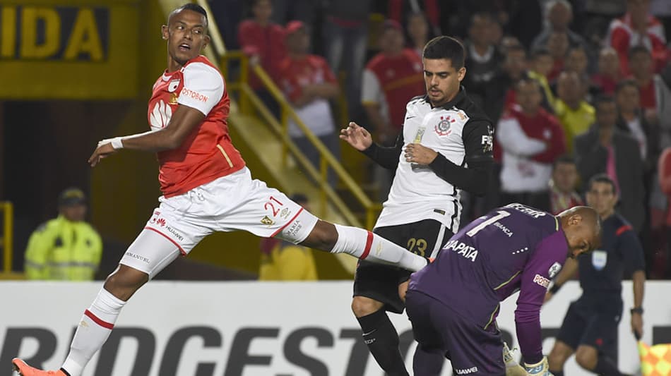 FOTOS: Confira imagens do empate entre Santa Fe e Corinthians