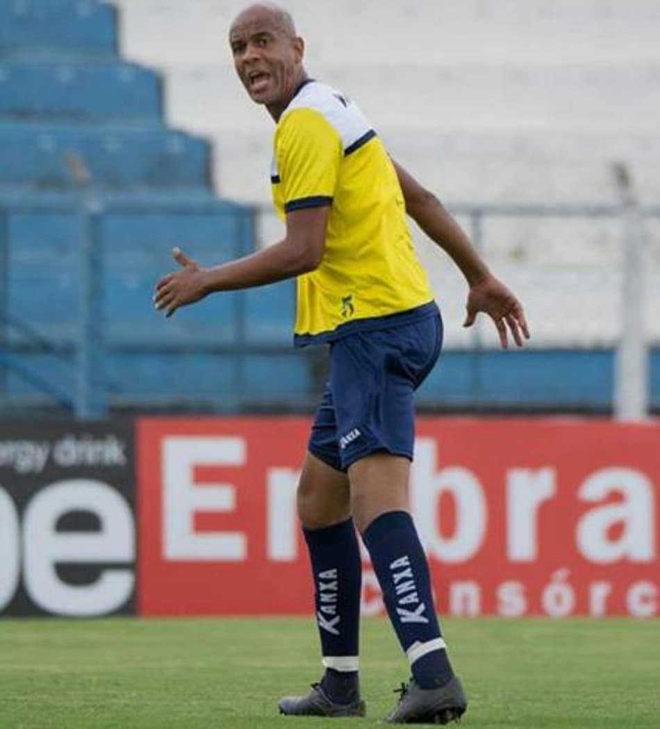 Com Rio Claro rebaixado, Alex Silva pede dignidade contra a Ponte Preta