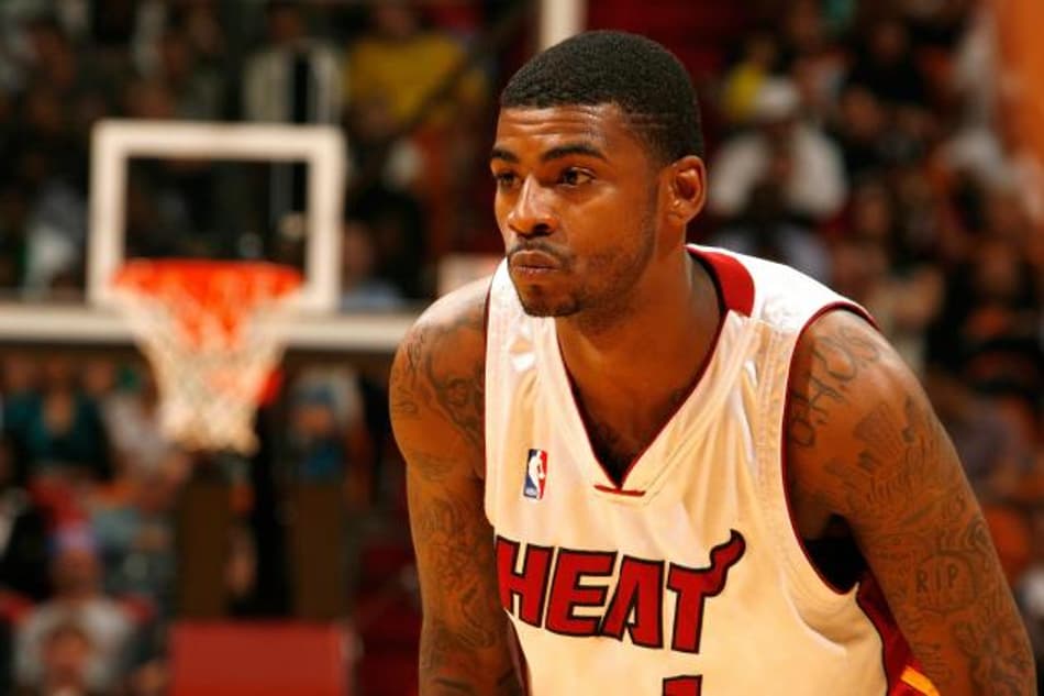 Miami Heat contrata dois reforços e fecha elenco para os playoffs