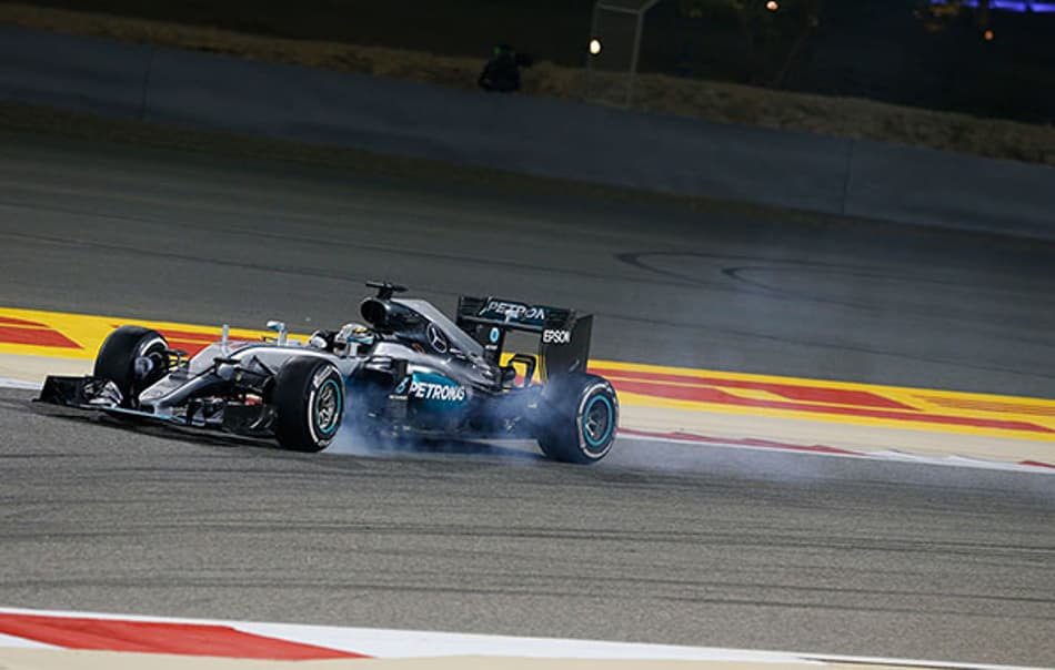Hamilton perderá cinco posições no grid do GP da China