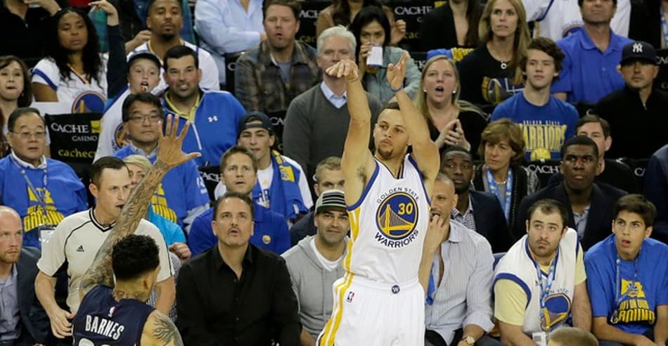 Warriors vence Grizzlies e quebra recorde de vitórias do Bulls