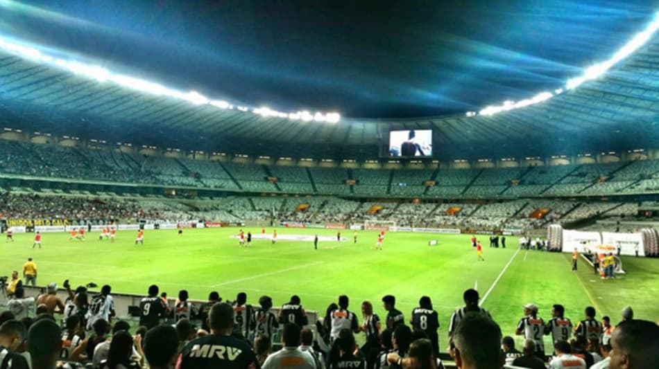 Proposta visa regulamentar venda de cerveja em jogos de futebol