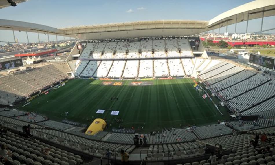 Siga o aquecimento do L! para Corinthians x Red Bull direto da Arena