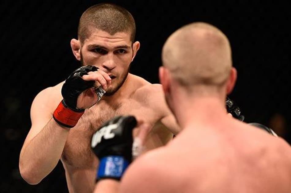 Khabib ameça deixar o UFC, caso seja passado para trás novamente