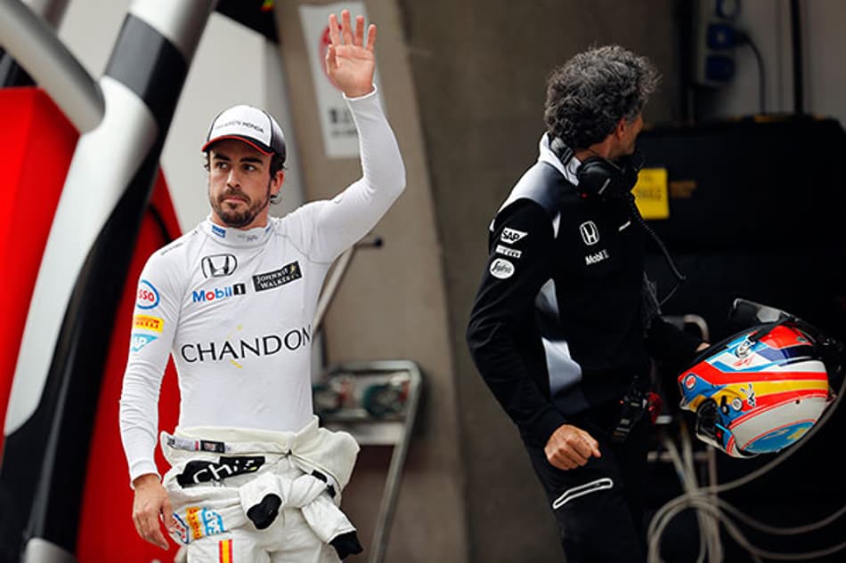 McLaren fala em renovar contrato de Fernando Alonso
