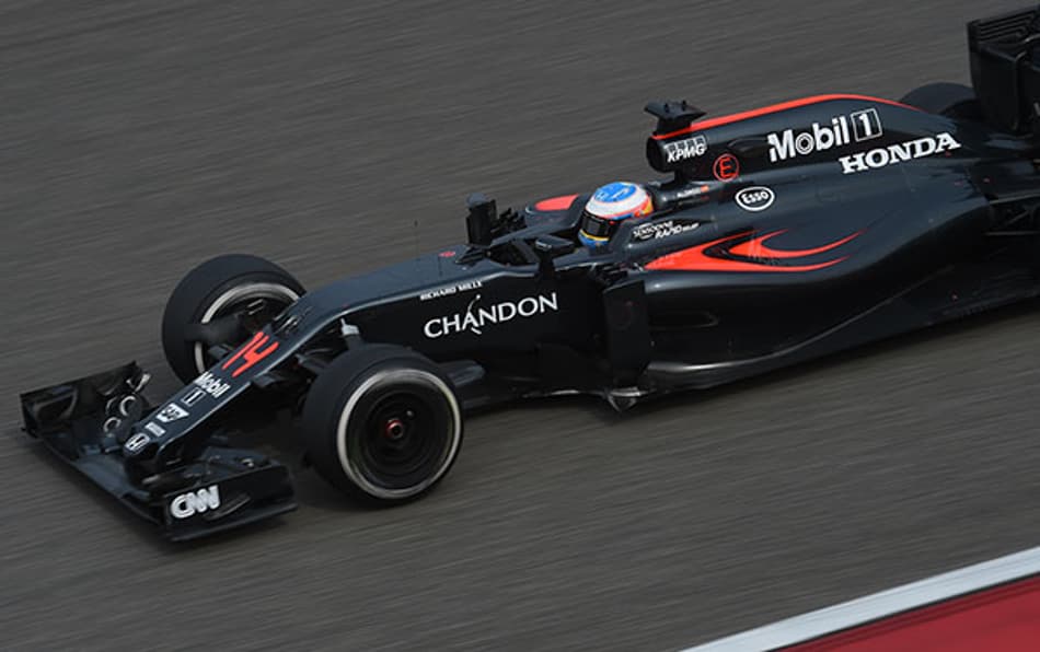Alonso volta a reclamar da falta de velocidade da McLaren