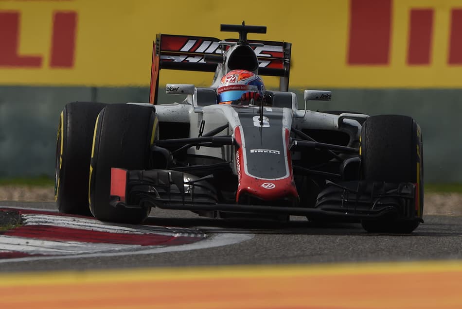 Haas tem pior corrida da sua curta história
