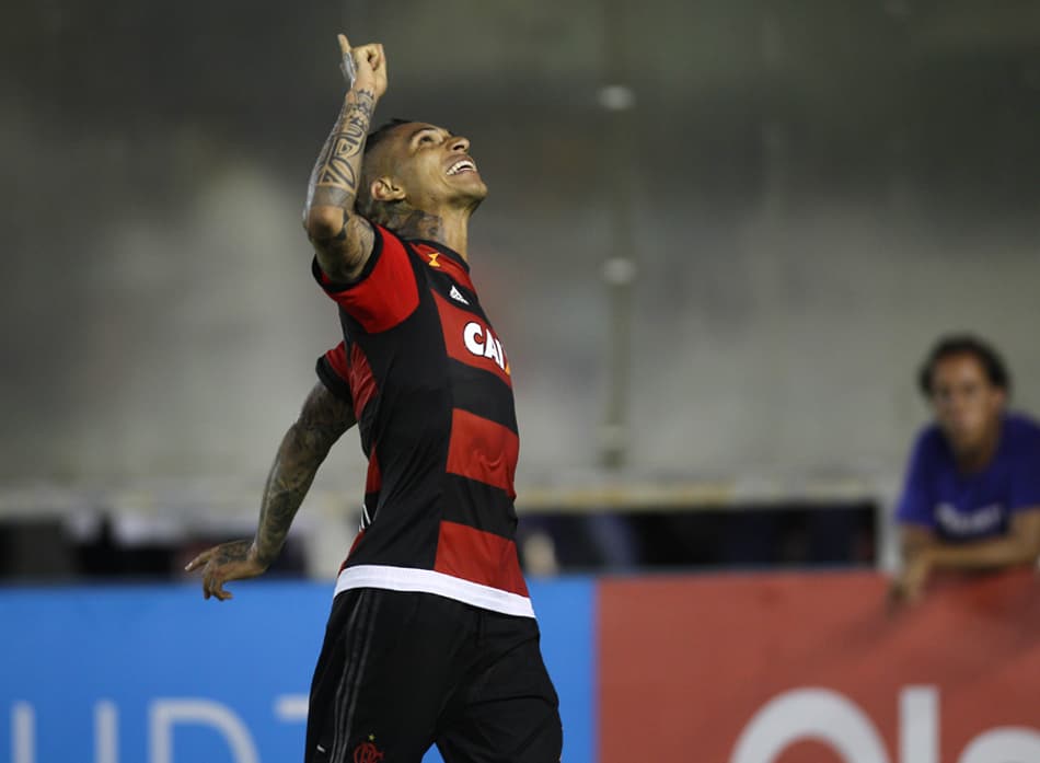 Flamengo supera o Bangu e encara o Vasco na semifinal do Carioca