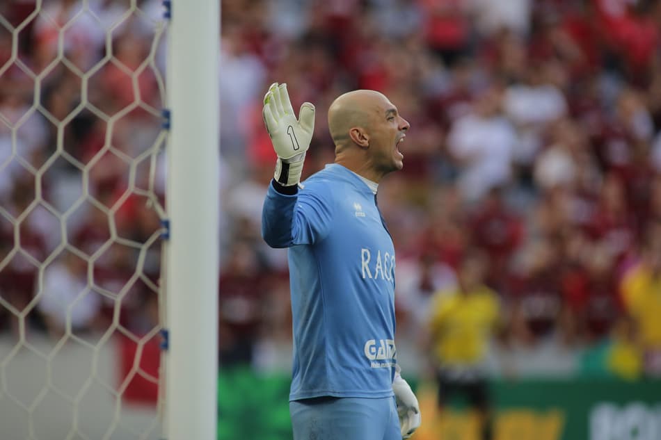 Marcos vai se tornar o segundo jogador que mais atuou pelo Paraná