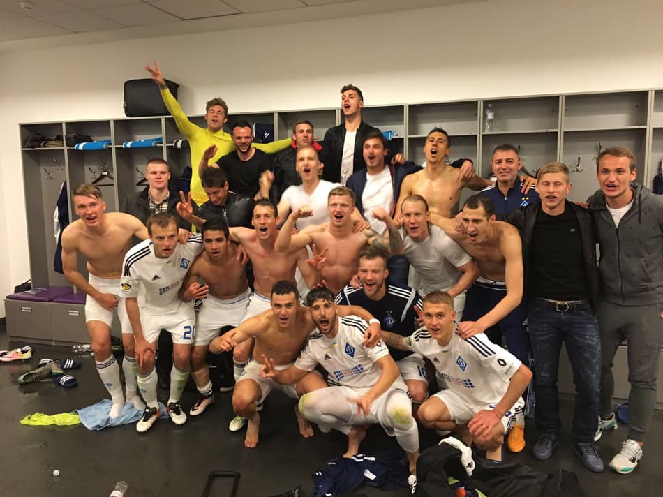 Junior Moraes marca mais um gol de título, e Dínamo de Kiev é bicampeão ucraniano