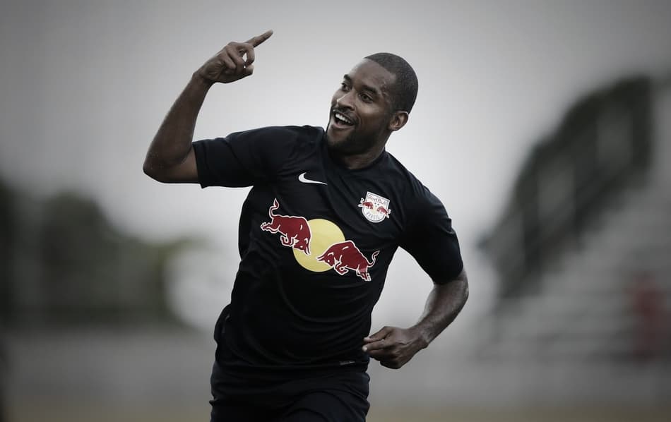 Meia do Botafogo e atacante do Red Bull Brasil entram na Seleção das Estatísticas da Copa do Brasil